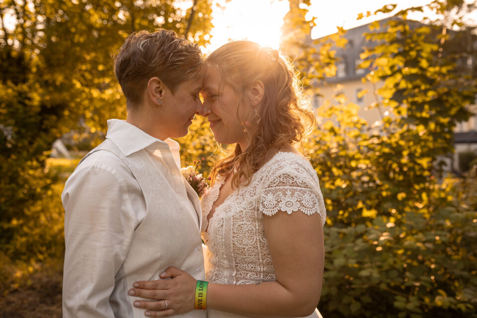 Alternative Hochzeit Rainbow LGBTQ Wedding Inspiration NRW